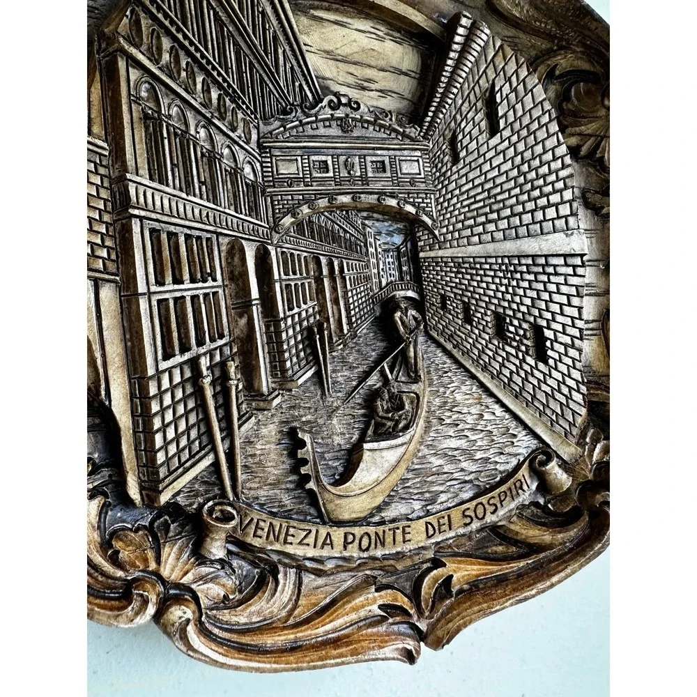 Bridge of sighs Venice wood resin collectible plate wall hanging plaque